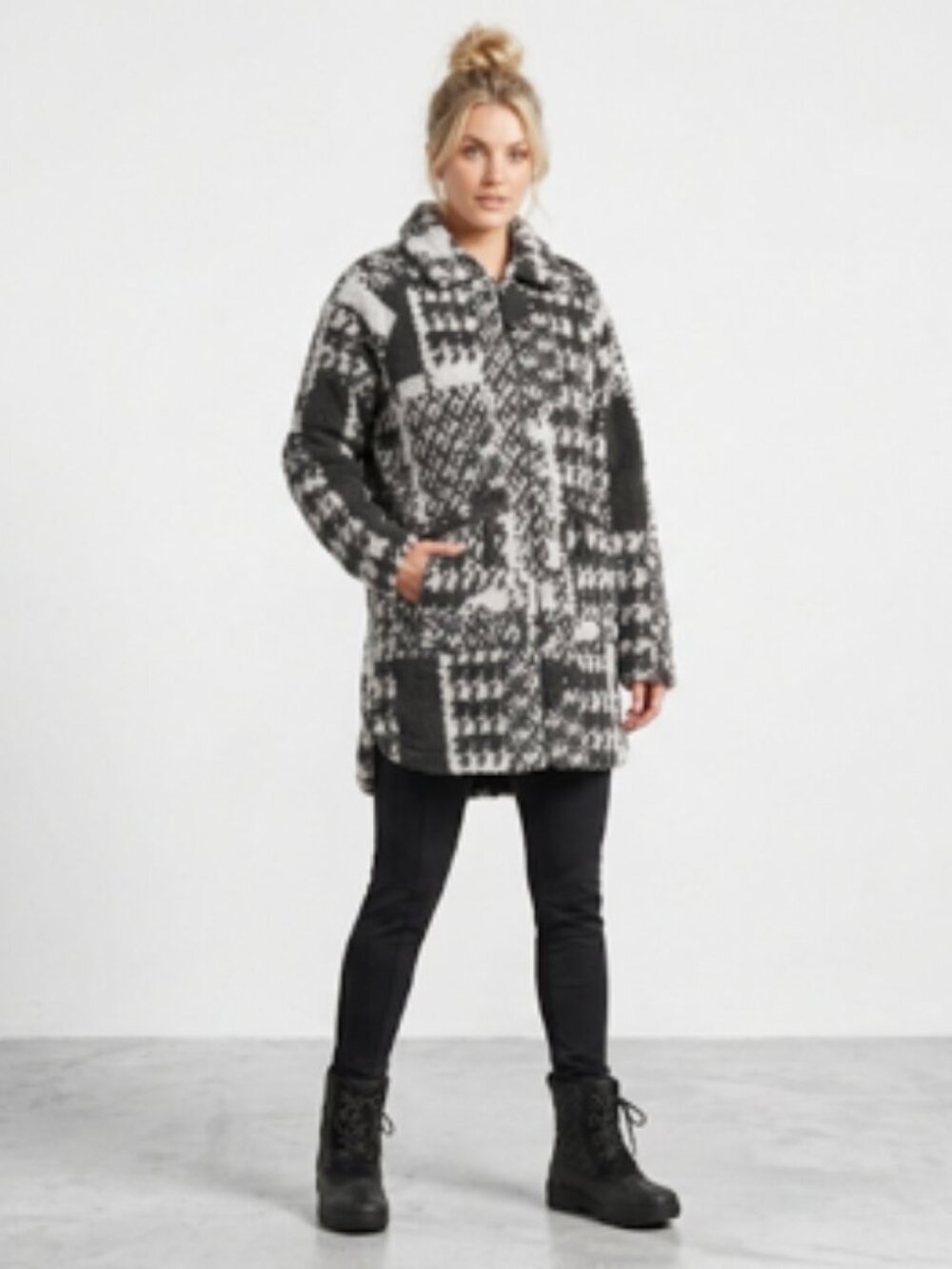 prAna Sakari Jacket Wool Blend Herringbone Black White Oversized Coat L
